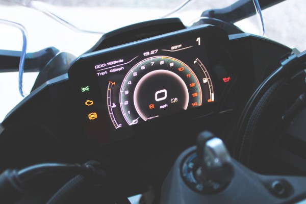 ~!phoenix_varIMG17!~