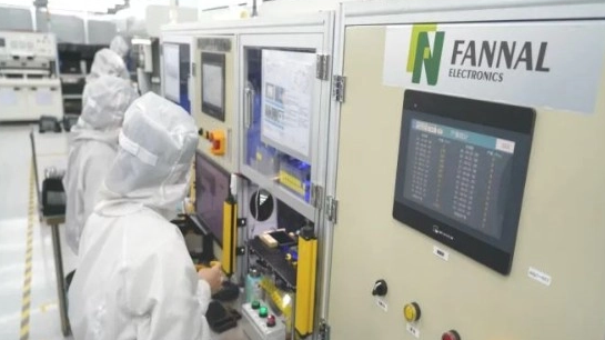 ¿Cómo elegir un proveedor confiable de pantallas táctiles para B2B?