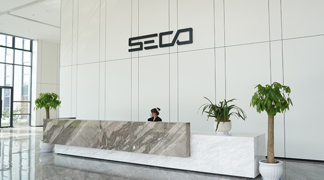 FANNAL Recepci&oacute;n del Edificio